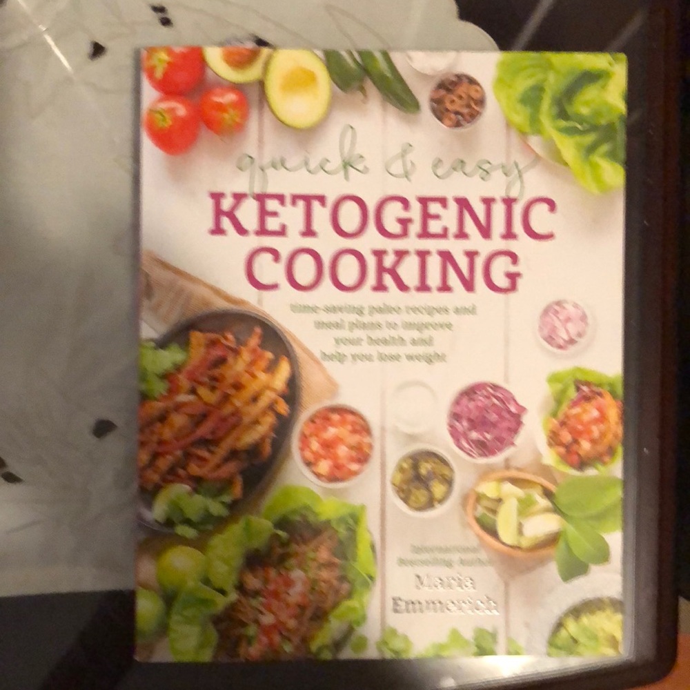 Ketogenic Cooking Book by Maria Emmerich